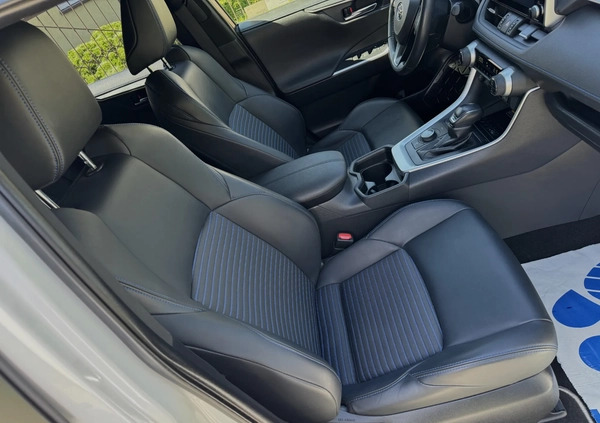 Toyota RAV4 cena 146999 przebieg: 64915, rok produkcji 2019 z Ostrów Mazowiecka małe 781